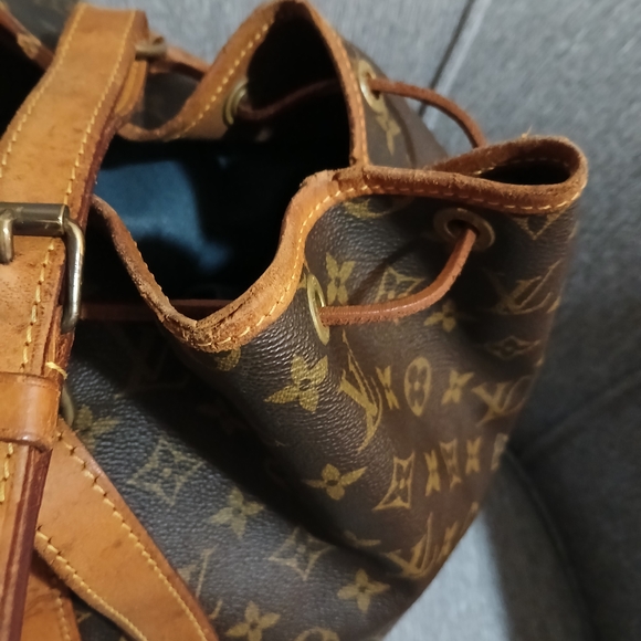 Louis Vuitton Brown Monogram Drawstring - Picture 12 of 16